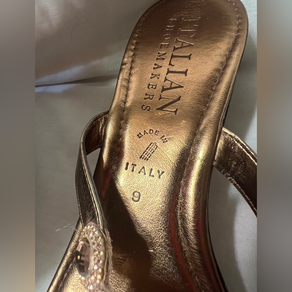 ITALIAN SANDALS - Picture 4 of 10